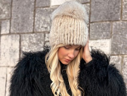 eige Mink Pom Hat