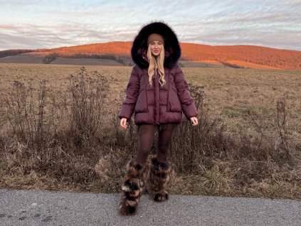 PLUM VELVET perová bunda s mývalom