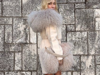 LAMA BAG – Exclusive Collection