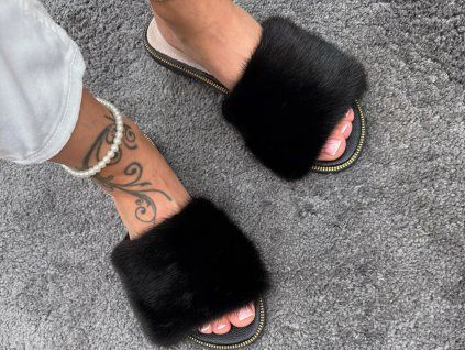 NOIR ÉLITE Mink Slides – Limited Edition