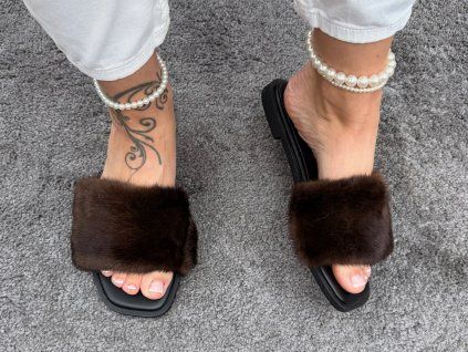 MOCHA ÉLITE Mink Slides – Limited Edition