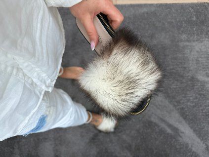 GLACIER ÉLITE Fur Slides – Limited Edition