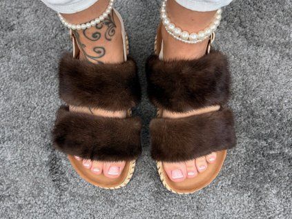 SAHARA ÉLITE Fur Sandals – Limited Edition