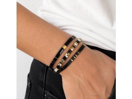 0029 black jeans square
