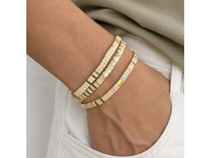 0031 White jeans square last