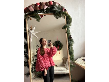 Proužkovaná halenka