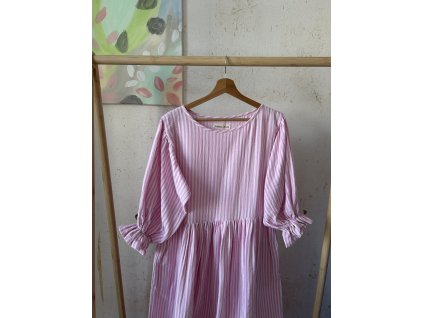 Předobjednávka - Růžové proužkované šaty z mušelínu