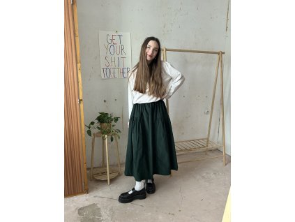 Tmavě zelená sukně z jemného manšestru