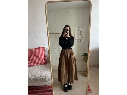 Hnědá sukně z manšestru