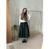 Tmavě zelená sukně z jemného manšestru