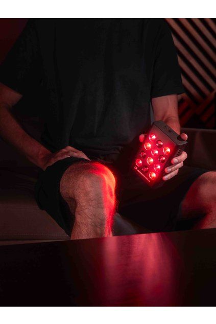 mitochondriak mini panel handheld red nir knee therapy product vertical