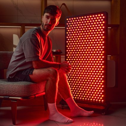 mitohacker floor stand terapie cervenym svetlem mito light