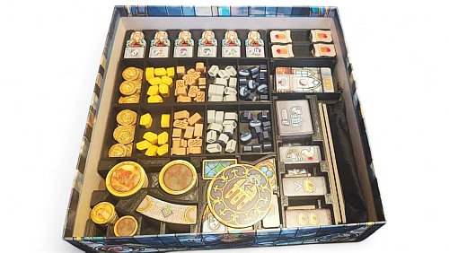 3D tištěný insert pro Orloj s tácky uspořádanými v krabici