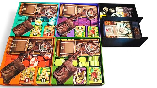 Pohled na sestavený insert pro Orloj uvnitř krabice