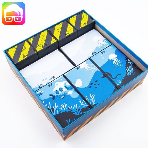 Insert pro hru Endeavor: Hlubiny moří – celkový pohled v krabici