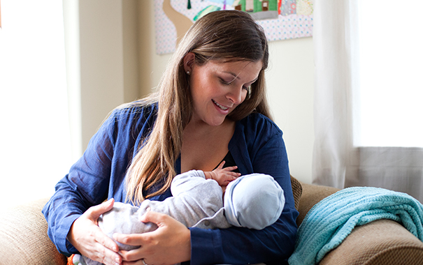 Jaké jsou přínosy kojení pro maminky?