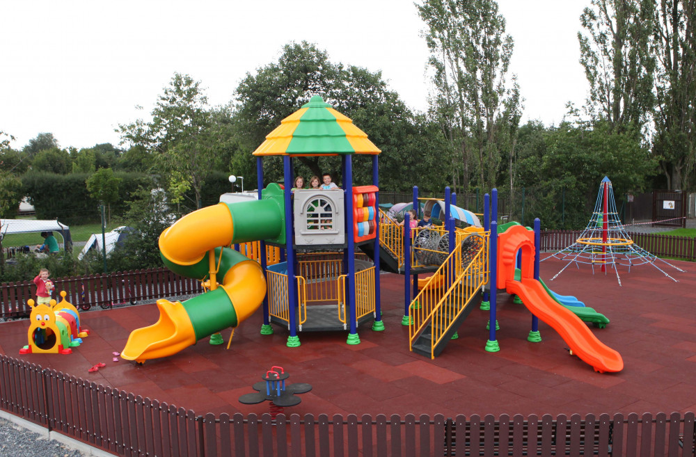 Objevte nejlepší kempy v Česku kam vyrazit s dětmi