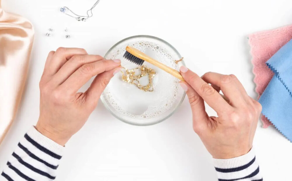 Jak vyčistit zlato: Odborné rady a domácí postupy