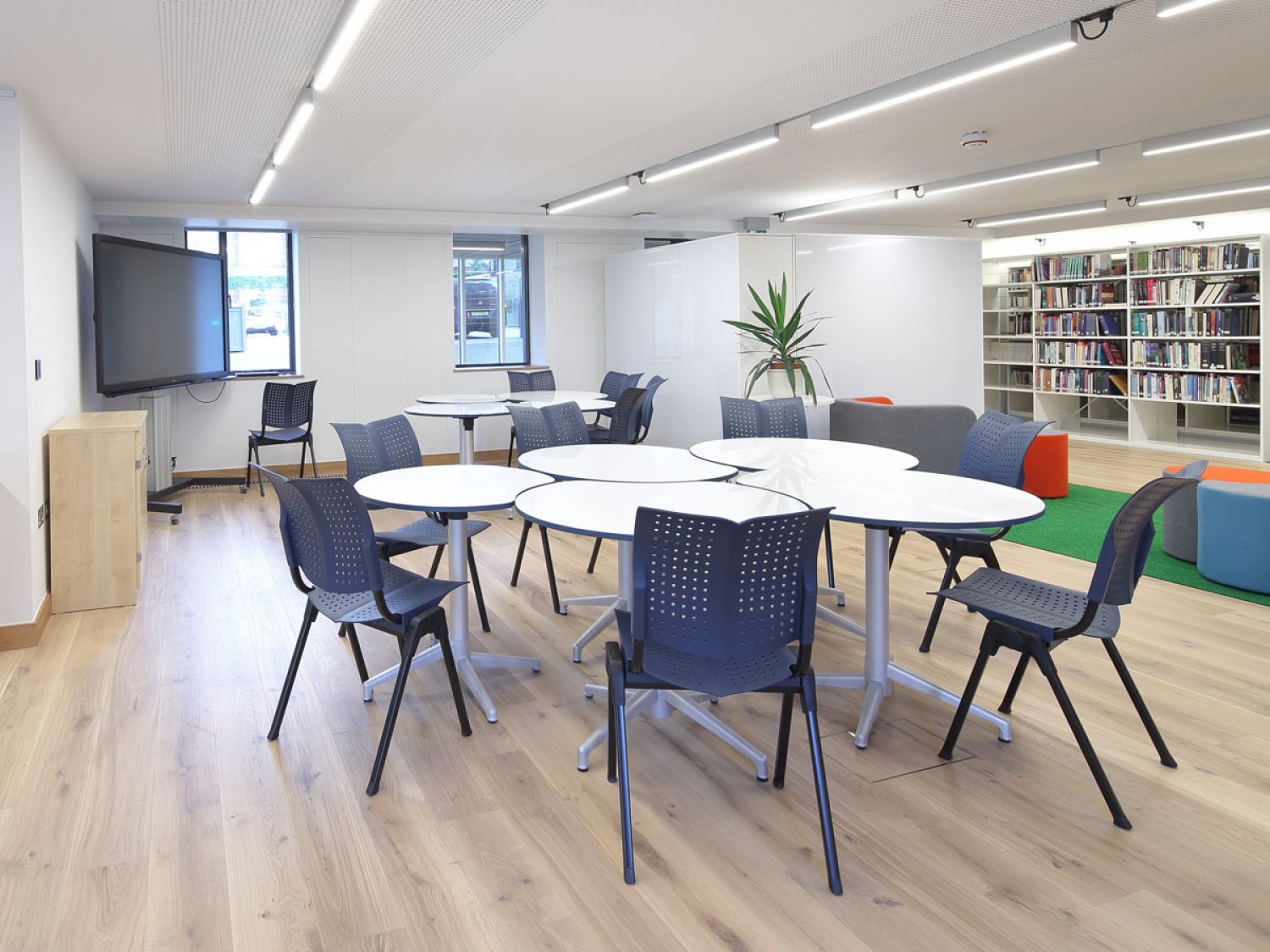 Jak vybrat konferenční židle