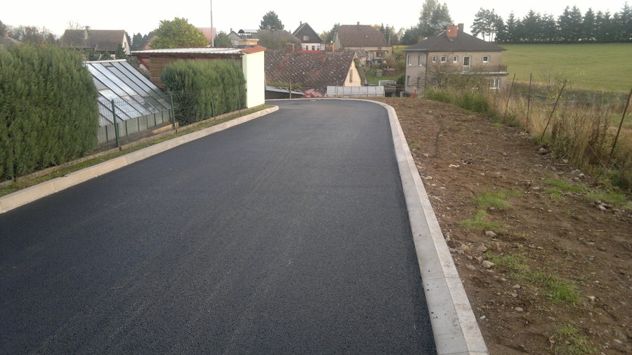 Co je místní komunikace - význam a zajímavosti