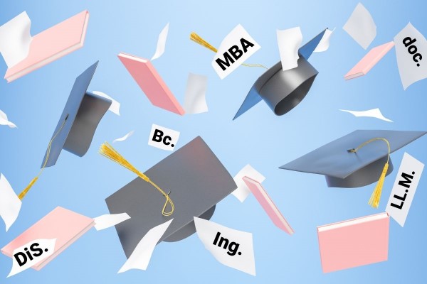 Co je titul Bc, Mgr, Dis a PhDr a jak ho získat