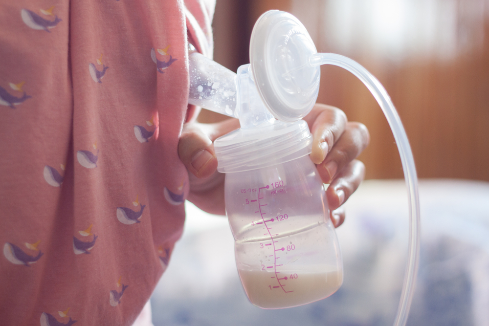 Odsávání mateřského mléka v práci: tipy a rady pro maminky