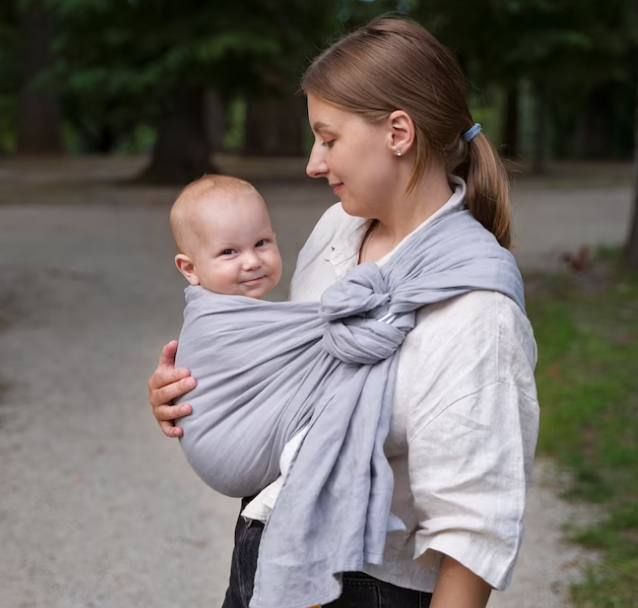 Nošení dětí: Výhody nošení dětí a zajímavosti okolo nošení