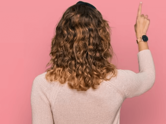 Vlny na vlasech: Tipy, jak vlny udělat z pohodlí domova