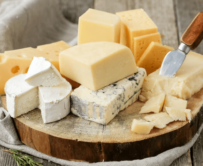 Jak udit sýr: Průvodce pro domácí uzení sýra