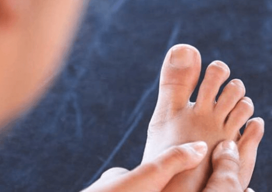 Jak snížit kyselinu močovou: Dieta a životní styl