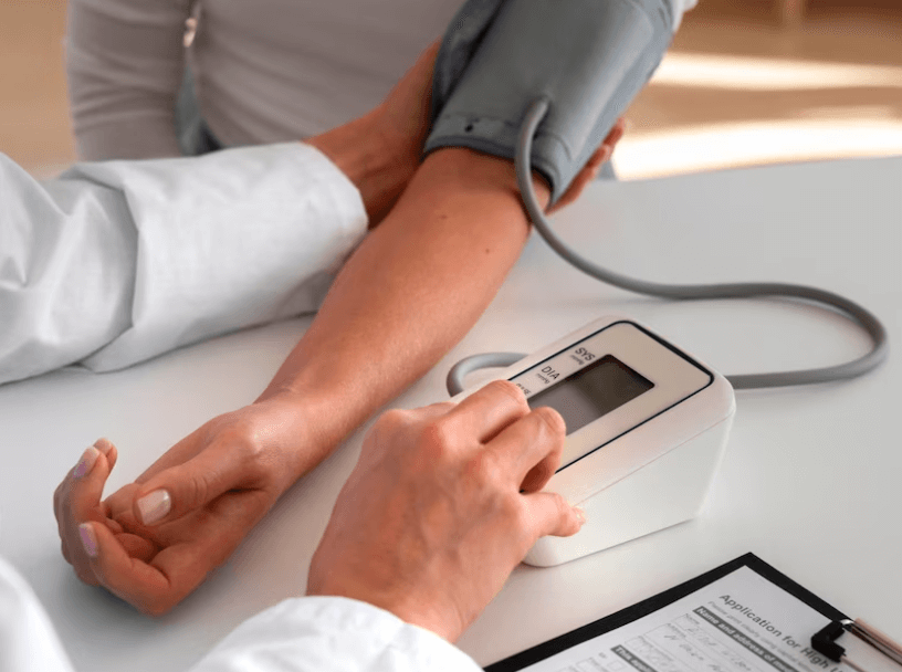 Jak zvýšit krevní tlak: Rady pro udržení zdravého tlaku
