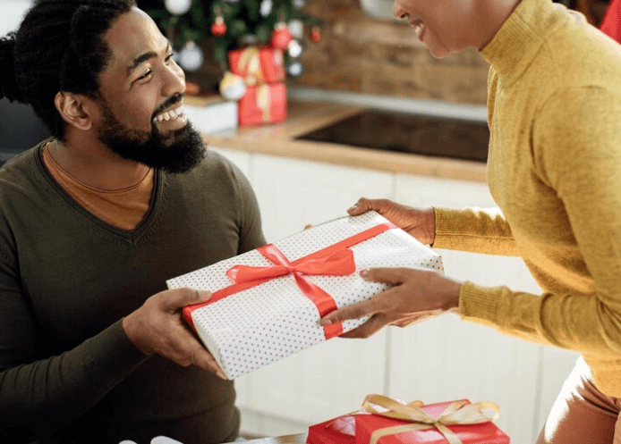 Jaký dárek pro muže k Vánocům: Nápady na dárky