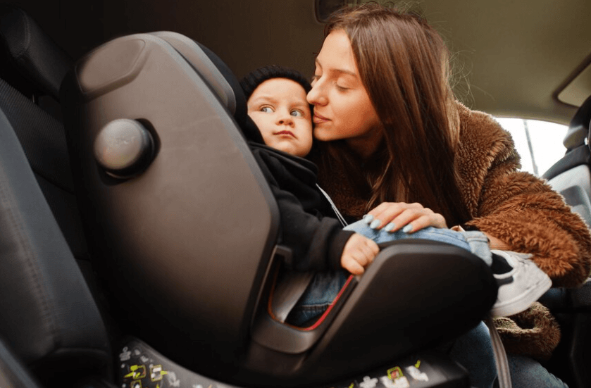 Jaký je věkový a hmotnostní limit pro autosedačky 0-13 kg?