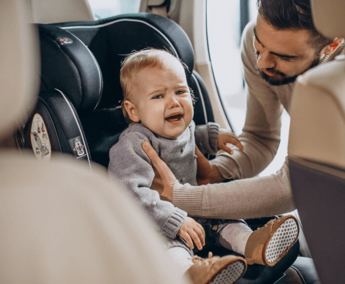 Jak často bych měl kontrolovat autosedačku 0-13 kg?