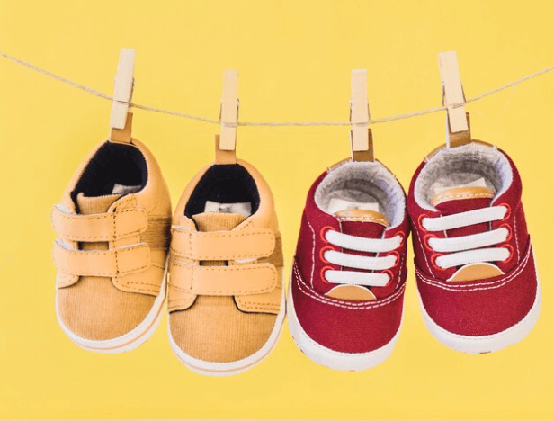 Jak vybrat první boty pro dítě