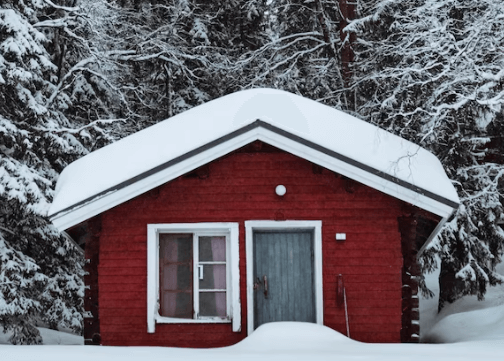 Jak ochránit střechu před sněhem: Instalace sněholamů
