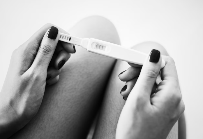 Příznaky 7 DPO: Může to být nidace? Jak poznat známky těhotenství