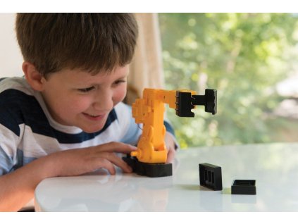 4M Motorizované robotické rameno