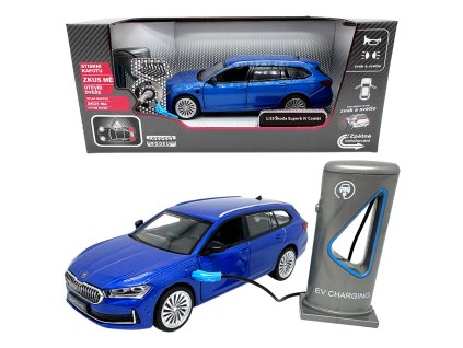 Kovový model - 1:35 Škoda Superb IV Combi modré + nabíjecí stanice