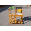 2Kids Toys Dřevěná zahradní kuchyňka s dřezem