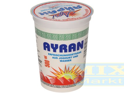  Osvěžující nápoj z jogurtu a vody "Ayran"