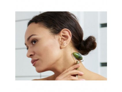 19836 1 beper c301abe101 nefritovy masazni valecek roller a gua sha masazni kamen