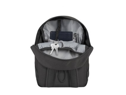 23420 1 rivacase 5422 urban maly sportovni batoh 6l sedy