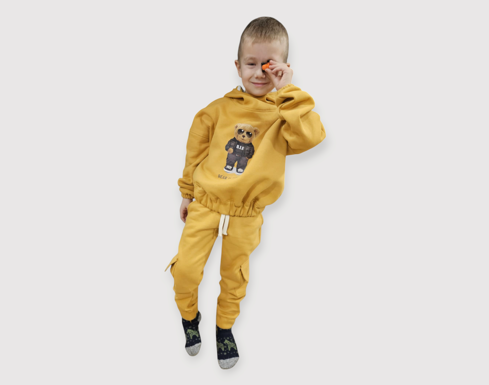 Ručně šité oblečení pro kluky