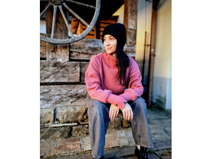 Dámský svetr s rolákem BRUSINKA