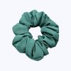 Hedvábná scrunchie gumička LAHVOVĚ ZELENÁ