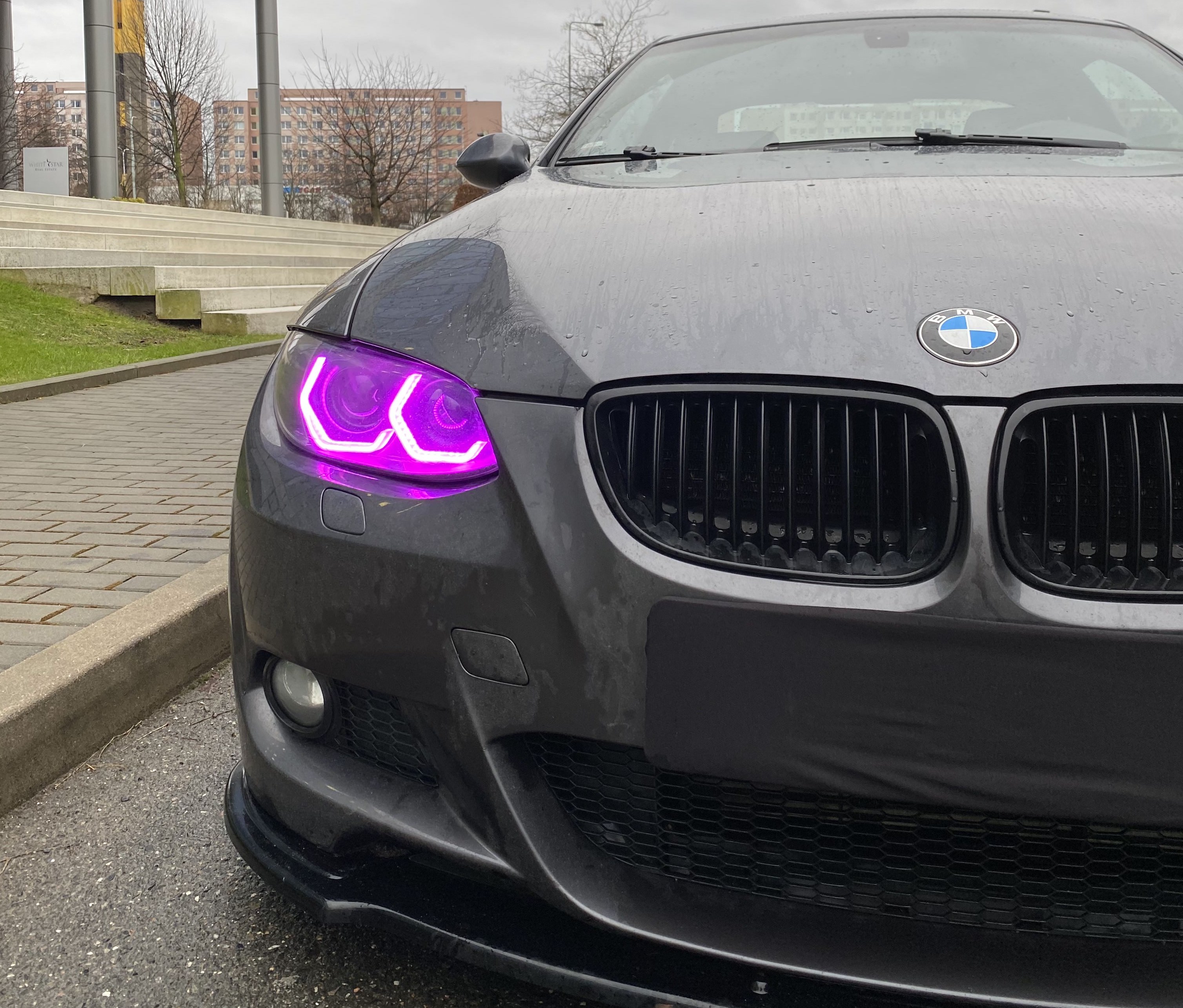 iconic-rgb-e92-cropped