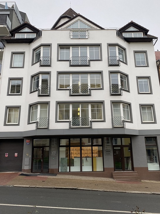 Gebäude