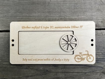 Narozeninová dřevěná dárková obálka na peníze s motivem elektrokola