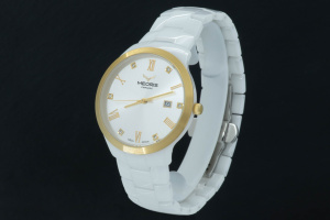  Dámské hodinky MEORIS Ceramic YG (YELLOW GOLD) vyrobené z high-tech keramiky kombinované s ušlechtilou nerezovou ocelí (3)